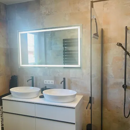 شقة Luxuswohnung In *